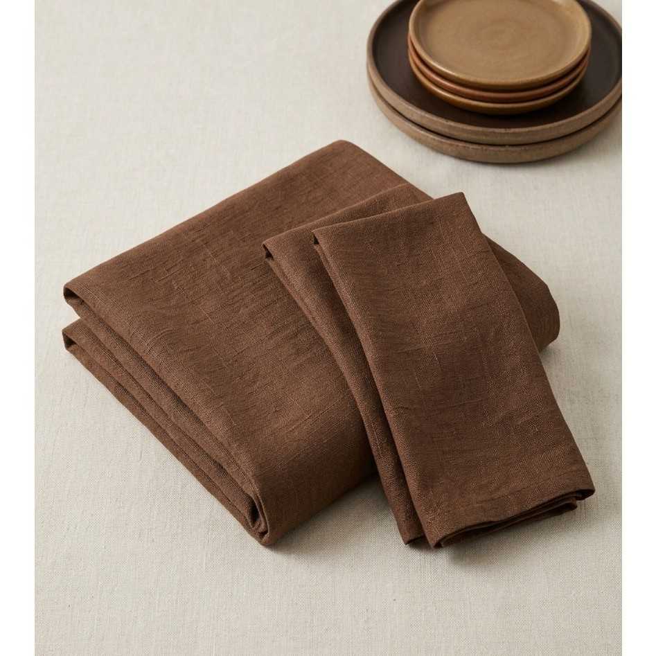 nappe en lin élégante pour repas raffinés jusqu'à 6 personnes