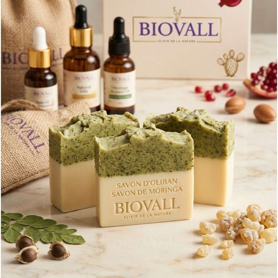 savon antirides purifiant au moringa et oliban pour une peau radieuse