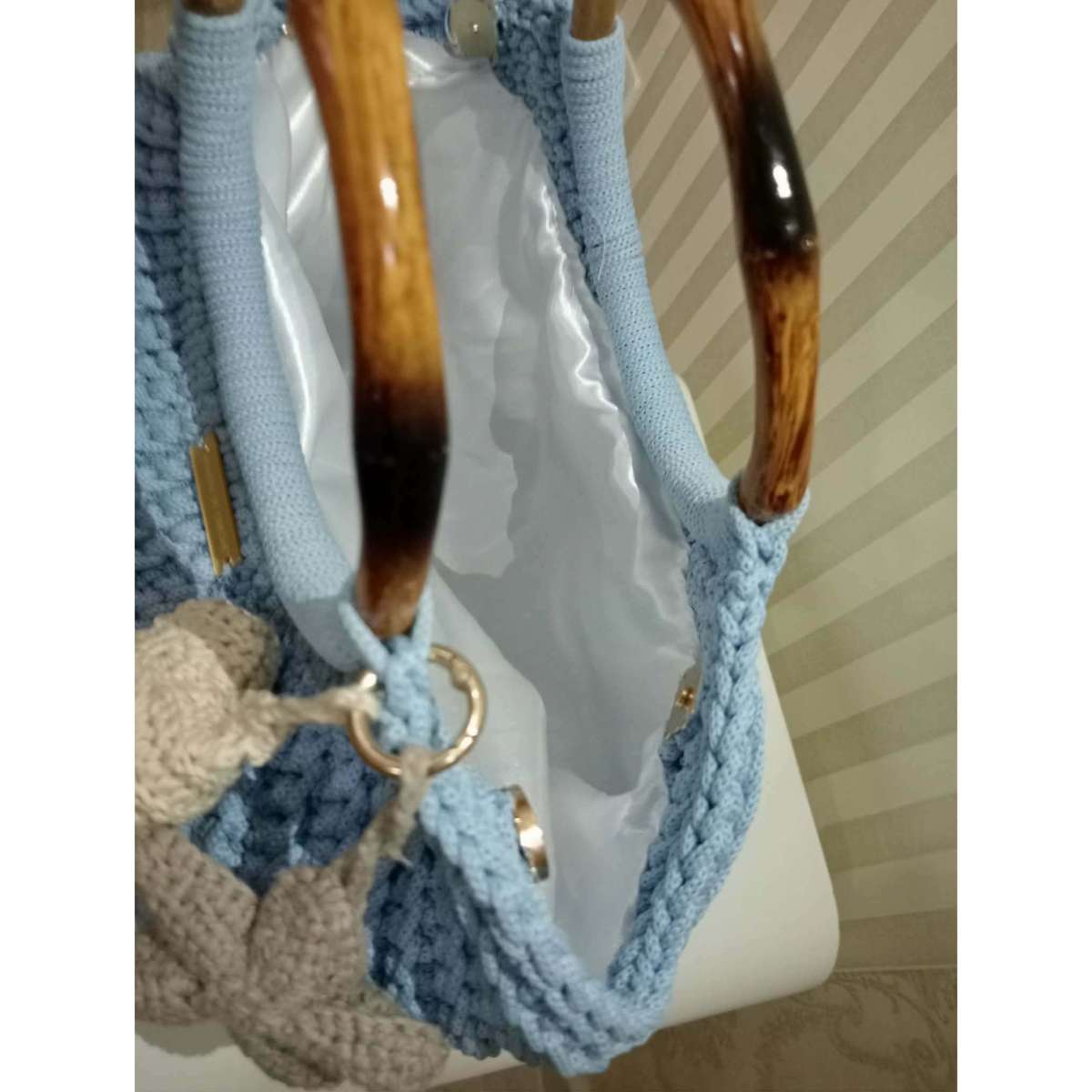 sac crochet coquille bleu ciel tendance et unique