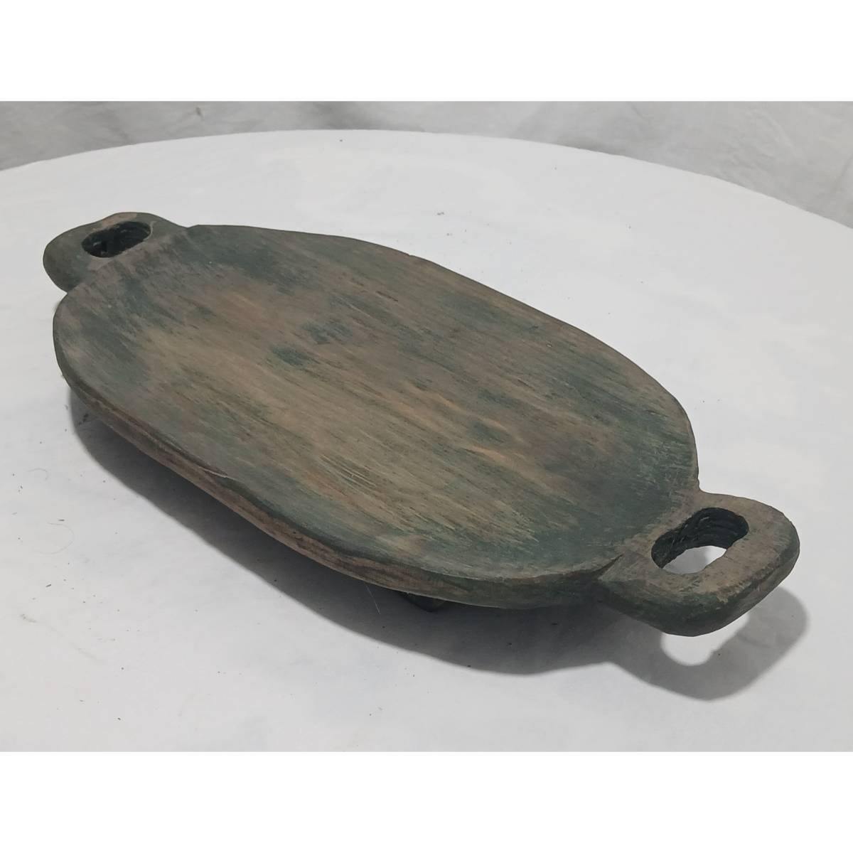 Plateau bois élégant et pratique pour sublimer votre table