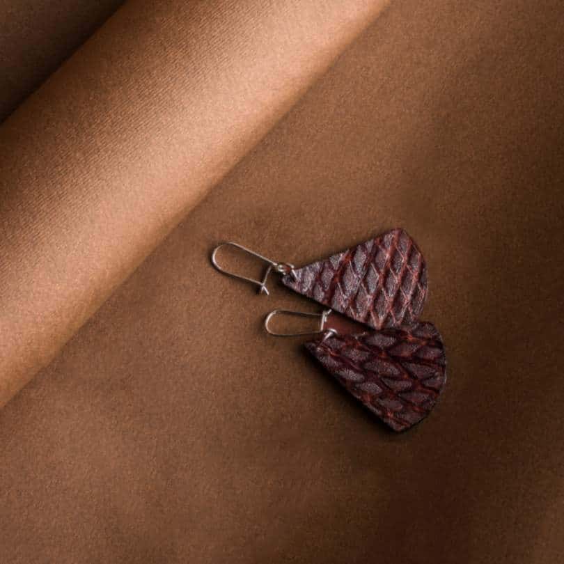 Boucles d'oreilles en cuir de peau de saumon "Classic Rudhira"