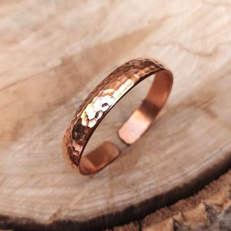 bracelet cuivre unisexe martelé pour un style unique et raffiné