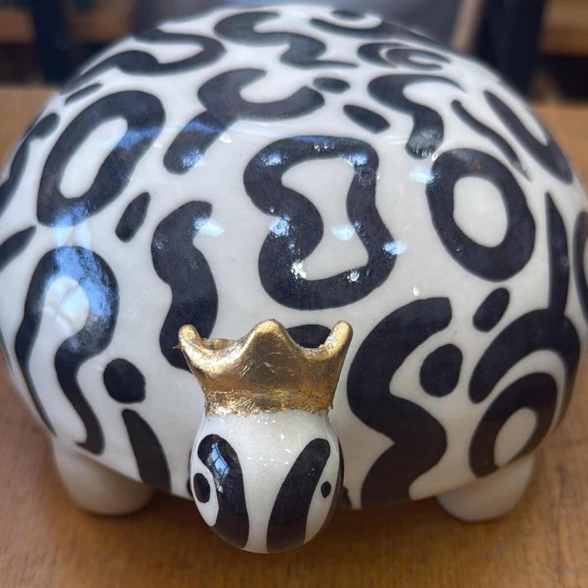 Sculpture tortue en céramique émaillée pour un décor unique