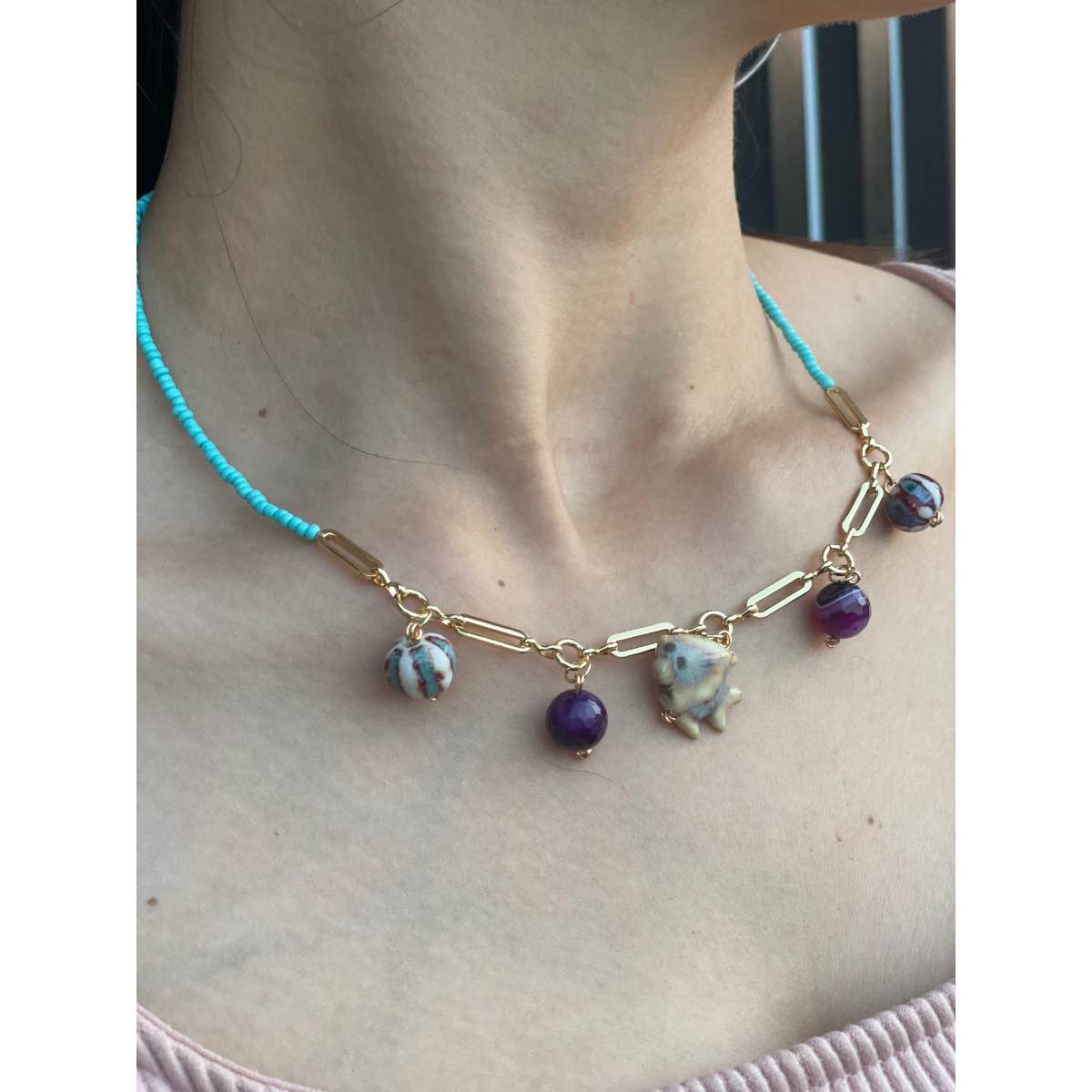 Collier bohemian chic pour une allure estivale irrésistible