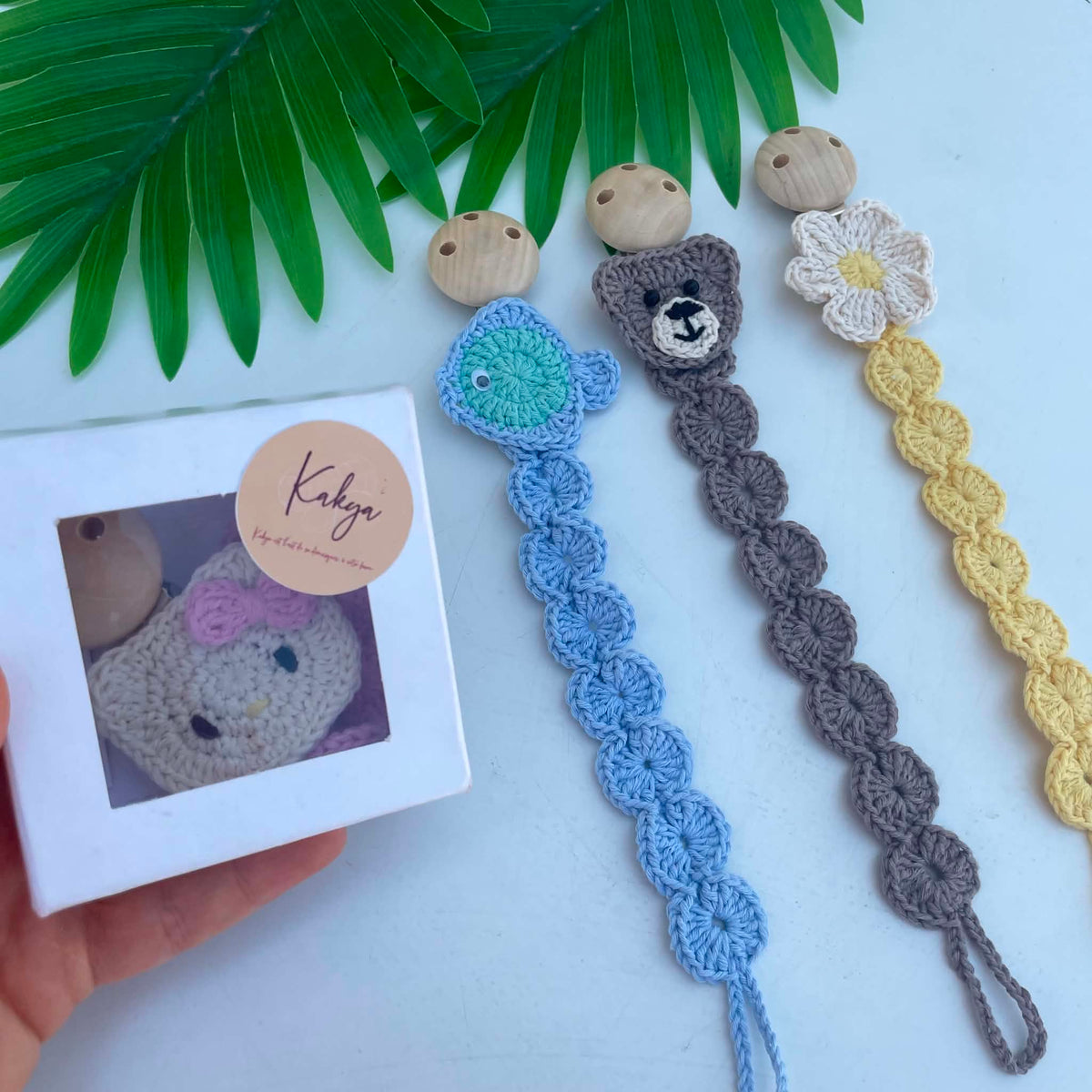 attache sucette personnalisée motif unique pour bébé élégant