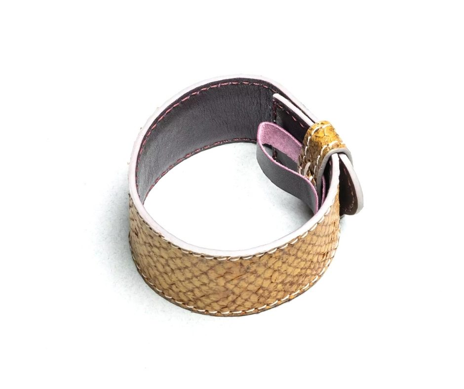 Bracelet en cuir de peau de saumon "Armilla Yellow", 23 × 2.8 cm