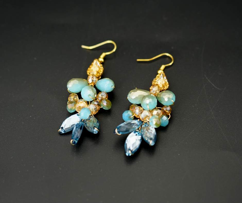 Boucles d’oreille pour mariée, couleur bleu , modèle fleure