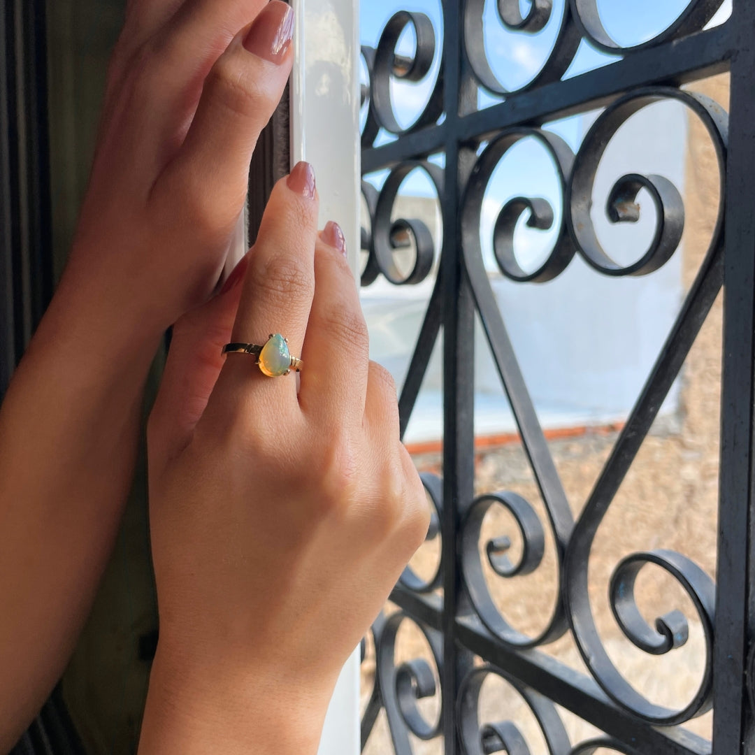Bague en Opale noble d'Éthiopie 1,6 carats en argent 940