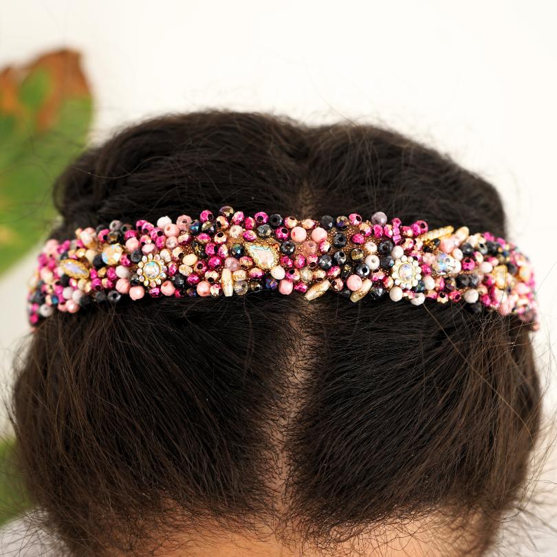 Bandeau cheveux de mariage couleur rose  avec des perles et Diamonds