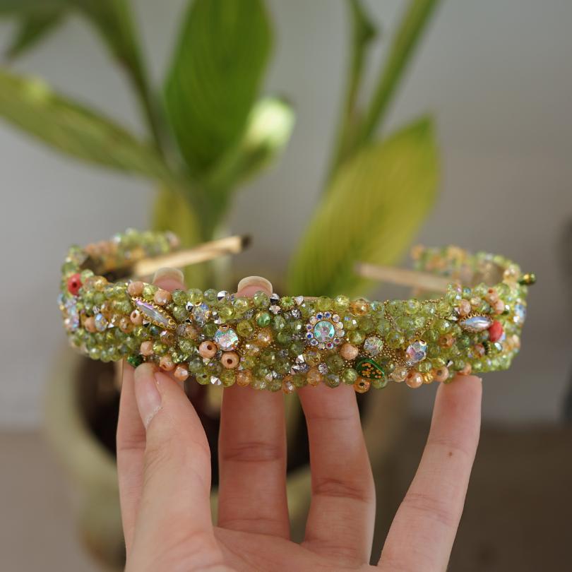 Bandeau cheveux de mariage couleur vert avec des perles et Diamonds