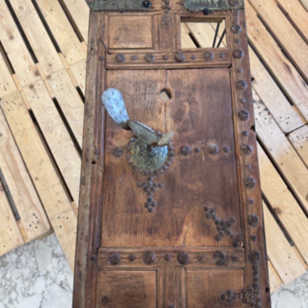 Table upcyclée avec décor cactus bleu, meuble unique