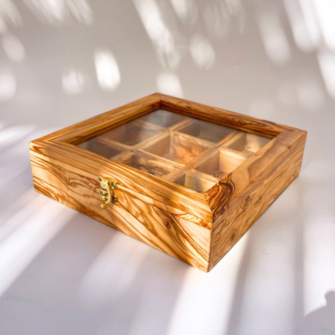 Boîte à 9 compartiments en bois d'olivier fait main (26 x 26 x 9 cm)