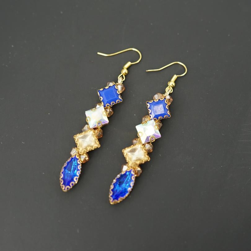 Boucles d'oreilles bleues, longues boucles d'oreilles en forme de larme, boucles d'oreilles pendantes en cristal, boucles d'oreilles de mariée, boucles d'oreilles bleues, boucles d'oreilles longues en cristal