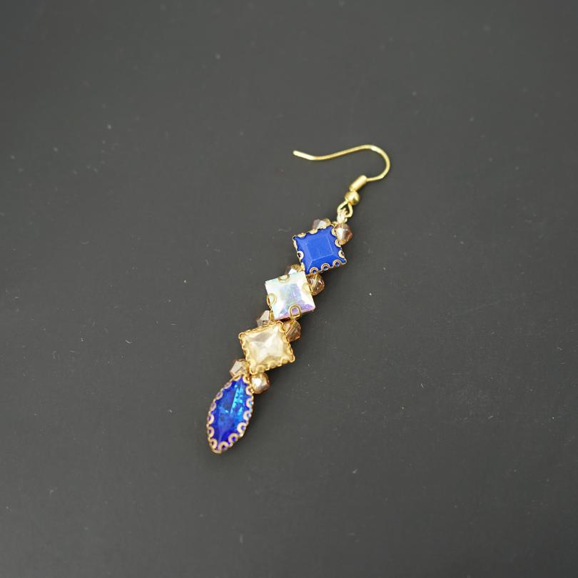 Boucles d'oreilles bleues, longues boucles d'oreilles en forme de larme, boucles d'oreilles pendantes en cristal, boucles d'oreilles de mariée, boucles d'oreilles bleues, boucles d'oreilles longues en cristal