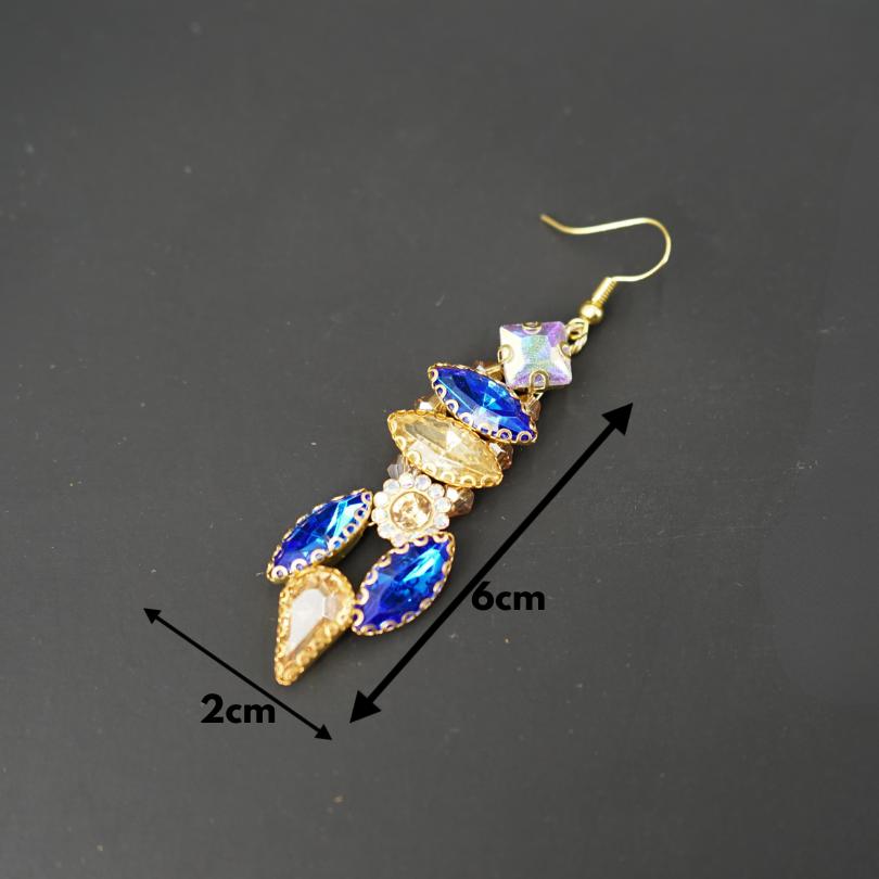 Boucles d'oreilles bleues et dorées , longues boucles d'oreilles en forme de larme, boucles d'oreilles pendantes en cristal, boucles d'oreilles de mariée, boucles d'oreilles bleues, boucles d'oreilles longues en cristal