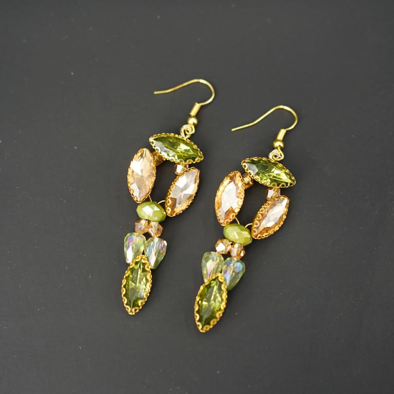 Boucles d'oreilles en forme de Swarovski, boucles d'oreilles en cristal et perles, boucles d'oreilles de mariage couleur vert