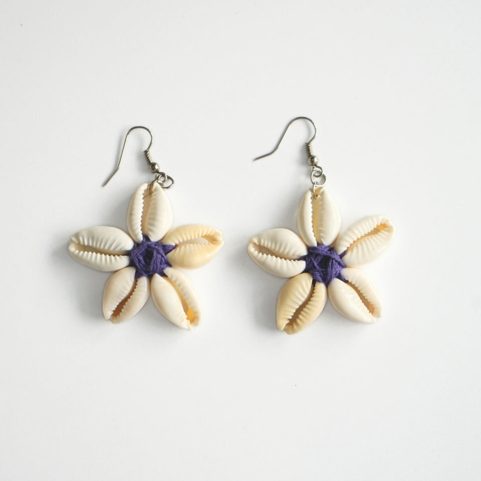 Boucles d’oreilles étoile en coquillages cauris