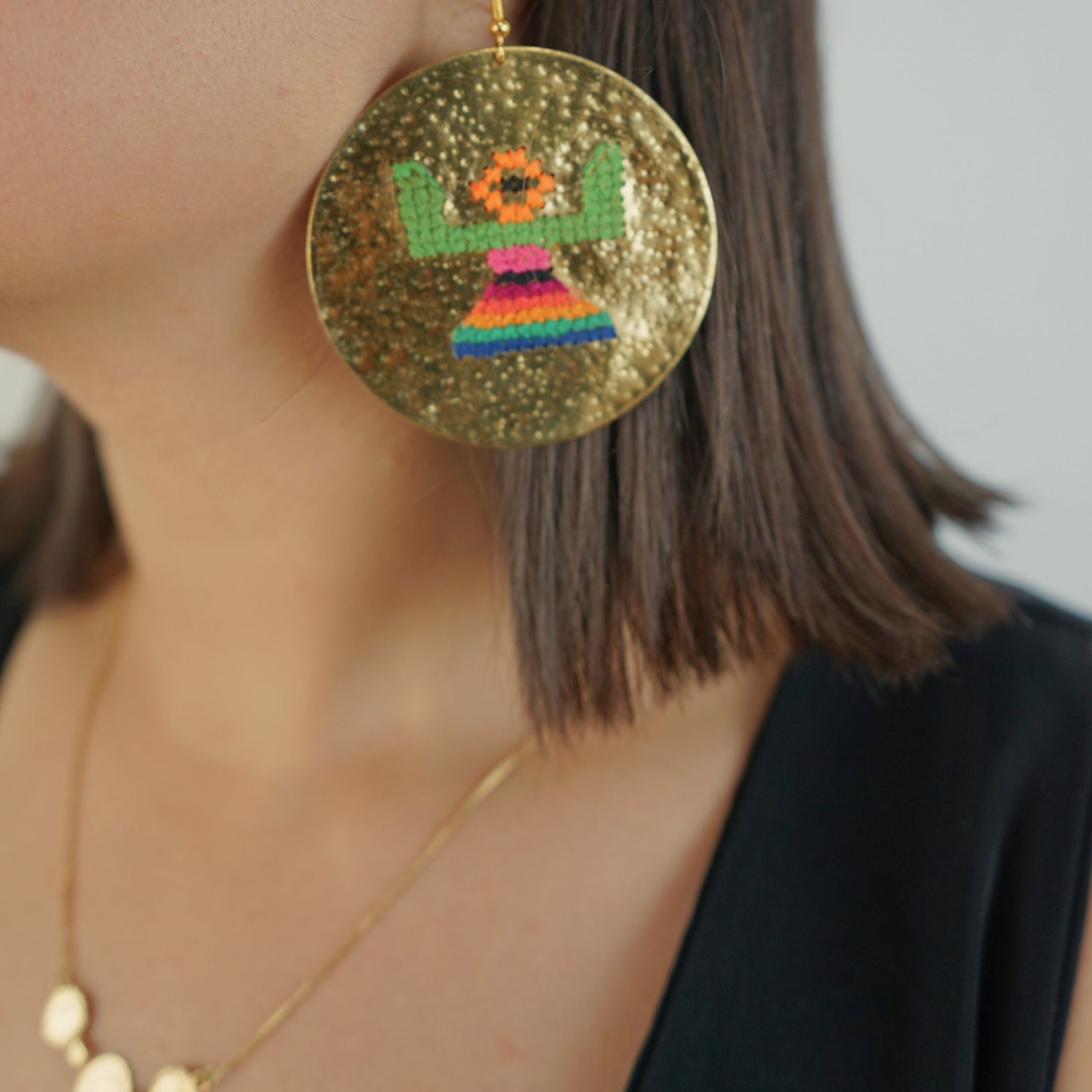 Boucles d’Oreilles en Cuivre – Tanit Brodé