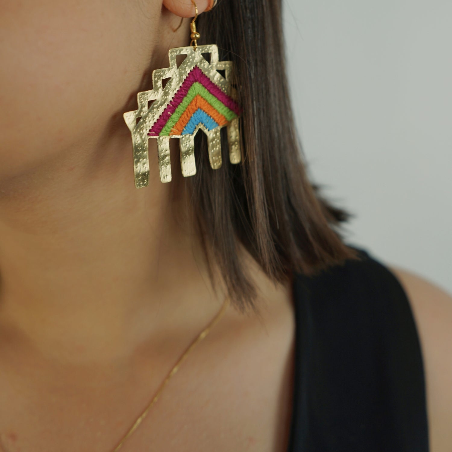 Boucles d'Oreilles en Cuivre – Arc-en-Ciel Brodé