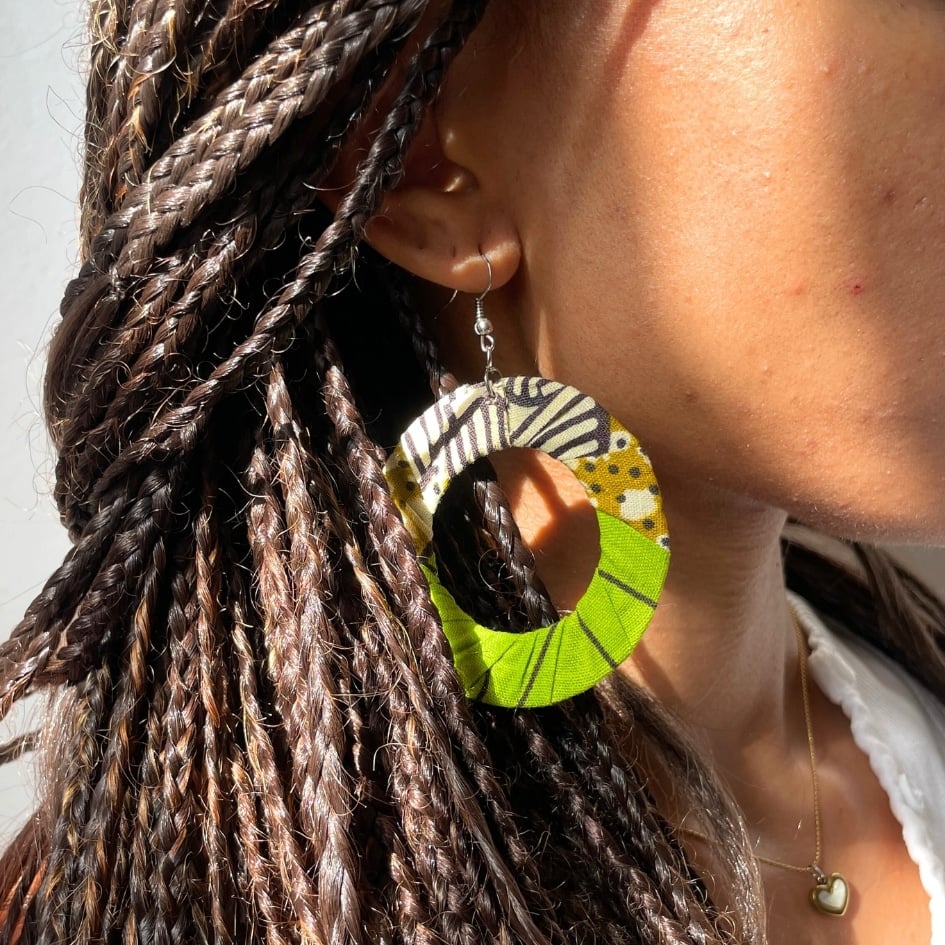 Boucles d'oreilles rondes recyclées en vert