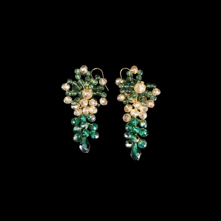 Boucles d'oreille vert pin  en forme de fleur , pour mariage et tout autre évènement