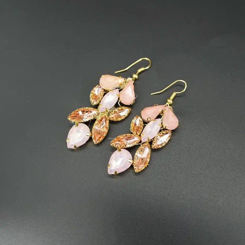 Boucles d’oreilles bohème chic en strass couleur saumon