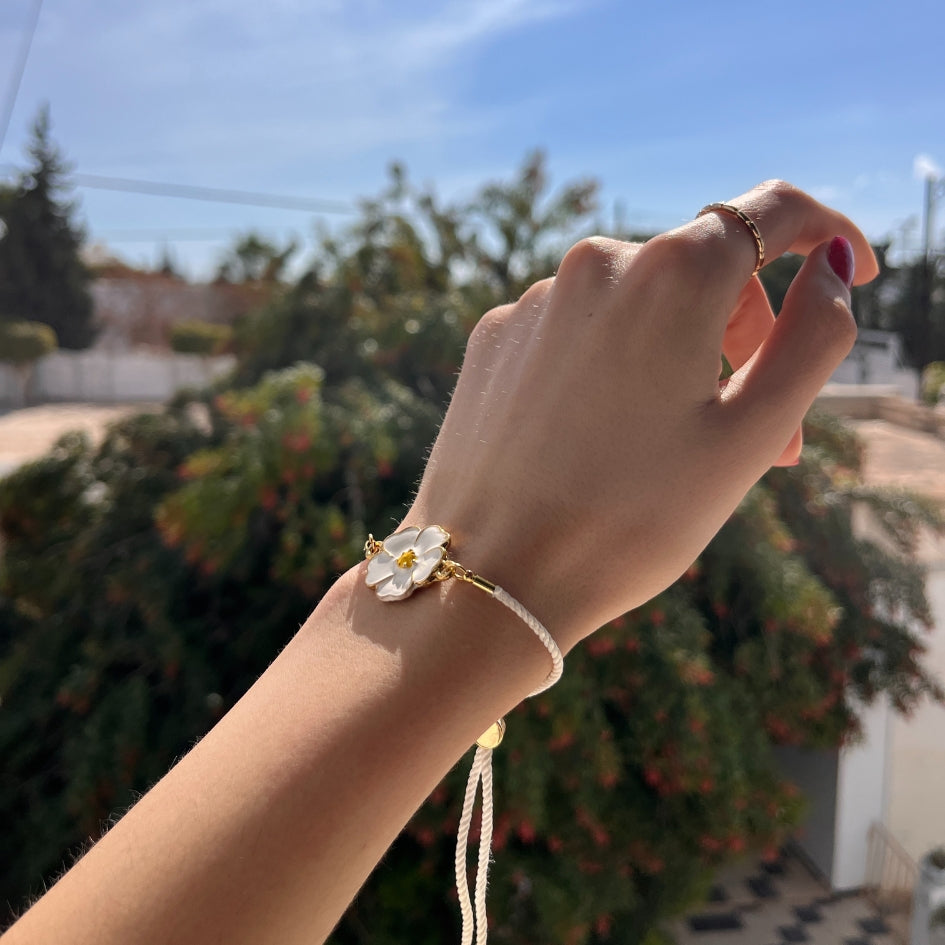 Bracelet Fleur Blanche et Doré