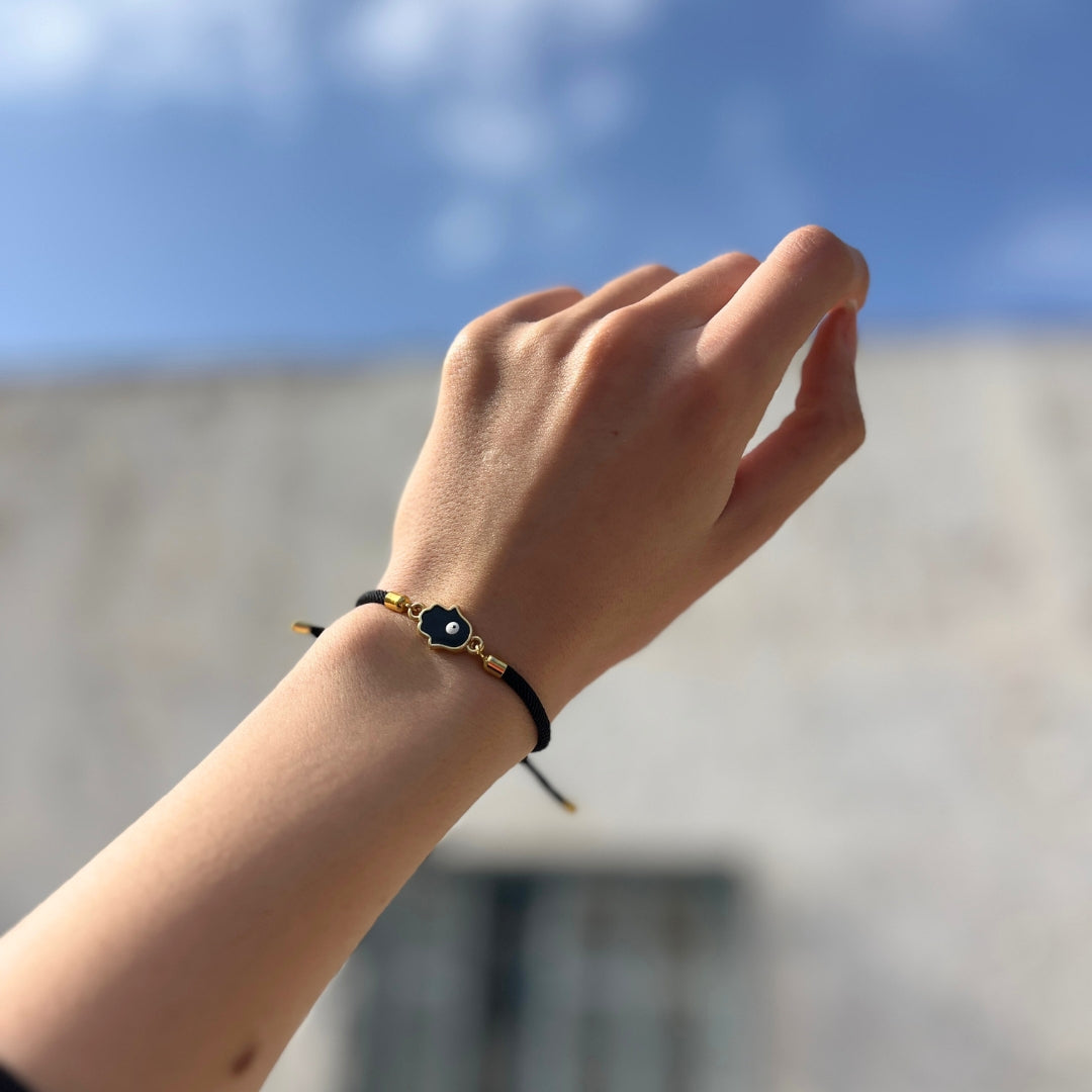Bracelet Khomsa noir ajustable – Protection et élégance