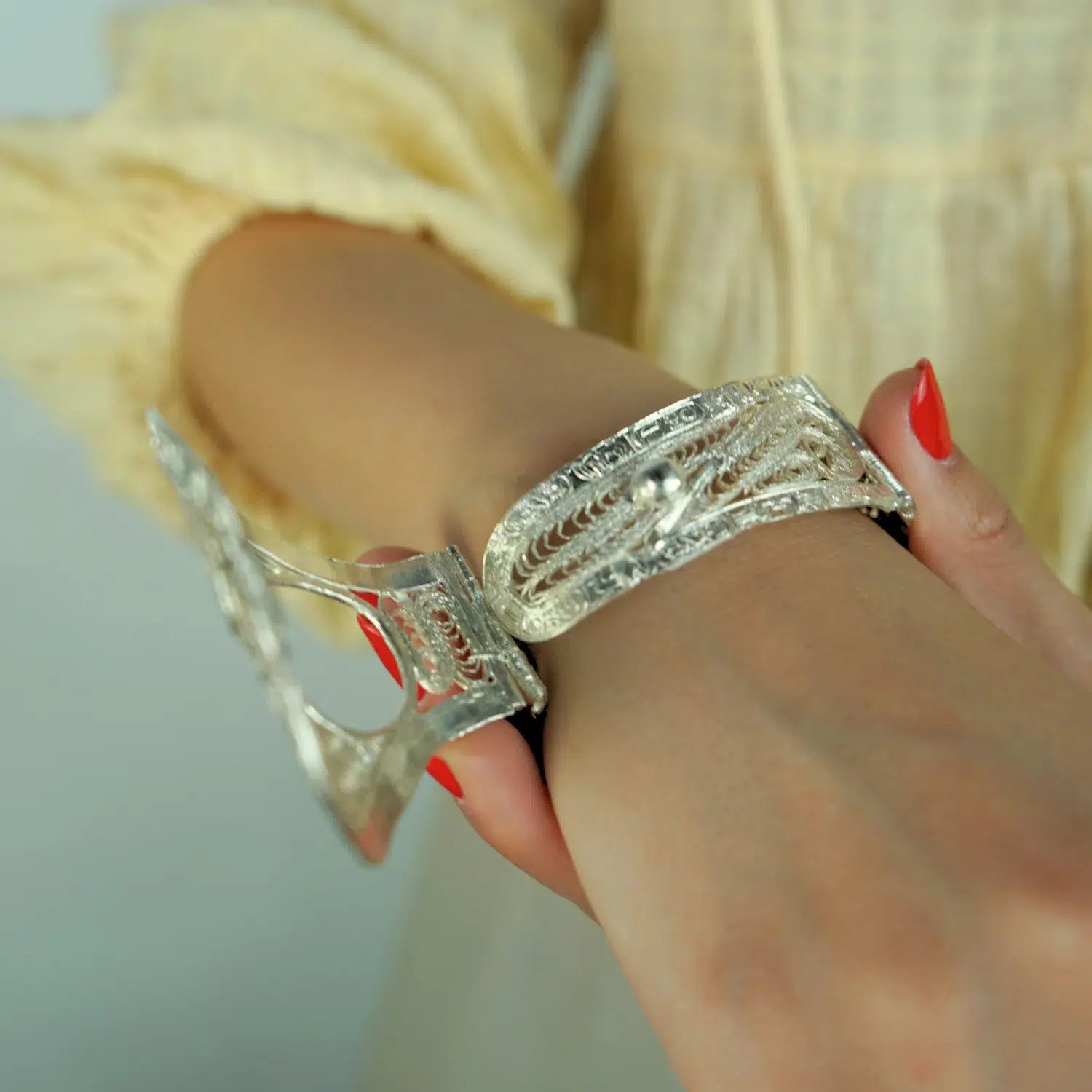 Bracelet filigrane en cuivre doré trempé argent