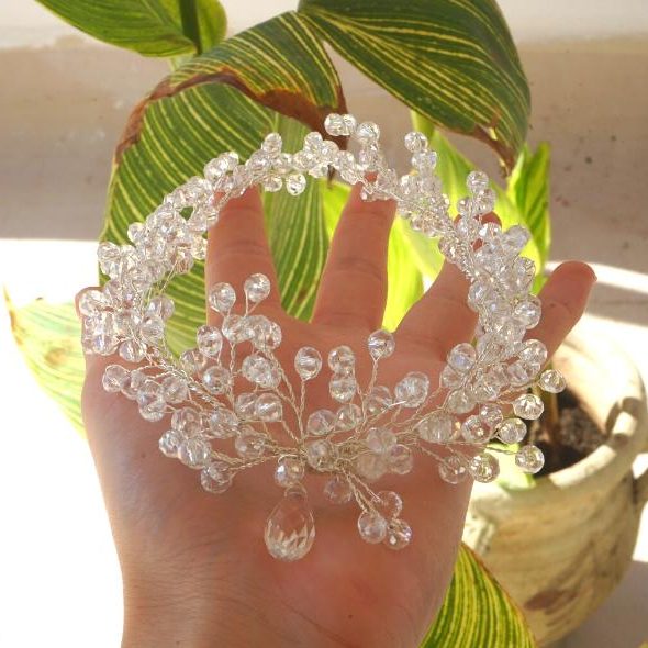 Broche cheveux blanche , MODÈLE branche