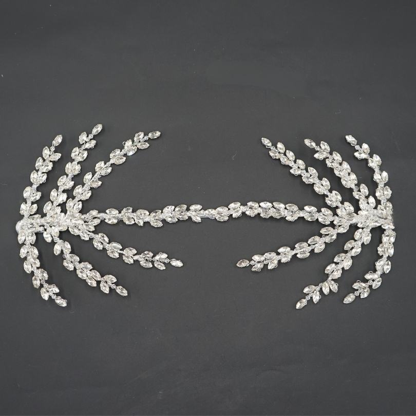 Broche blanc de cheveux de mariée mariage, coiffure de mariée fleurs en argent, casque de mariée feuille d'argent, broche de cheveux de mariée en strass, Pièce de cheveux de mariage perle