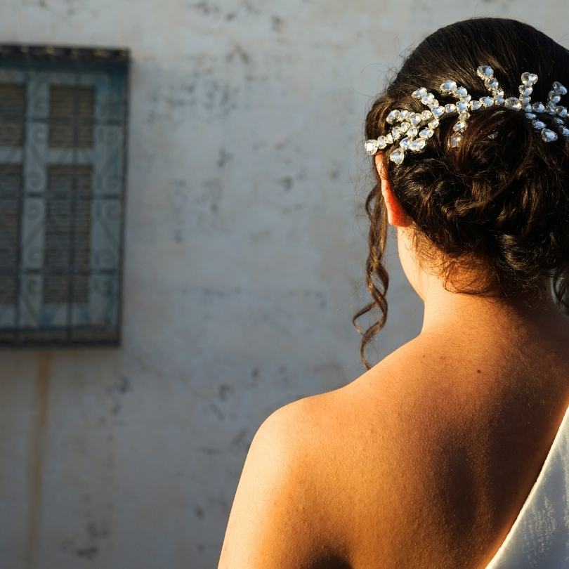 Broche de cheveux Strass, Perles Peigne de mariée, Pièce de cheveux de mariage, Halo de cheveux en cristal, Vigne de cheveux de mariée argentée, Accessoire de cheveux de marié