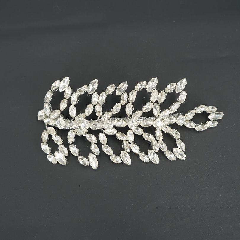 Broche de cheveux de mariée en strass, Pièce de cheveux de mariage, Halo de cheveux en cristal, Vigne de cheveux de mariée en argent, Accessoire de cheveux de mariée