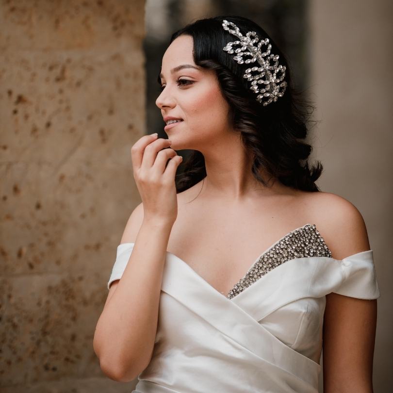 Broche de cheveux de mariée en strass, Pièce de cheveux de mariage, Halo de cheveux en cristal, Vigne de cheveux de mariée en argent, Accessoire de cheveux de mariée