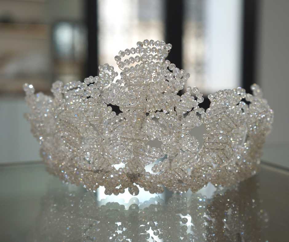 Couronne mariée Blanche. modèle Floral