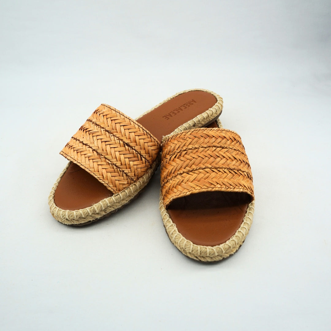 Chaussures d’été en fibre naturelle