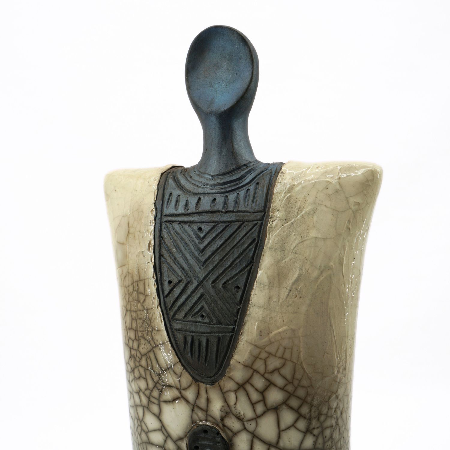 Sculpture en céramique Raku : Élégance artisanale unique