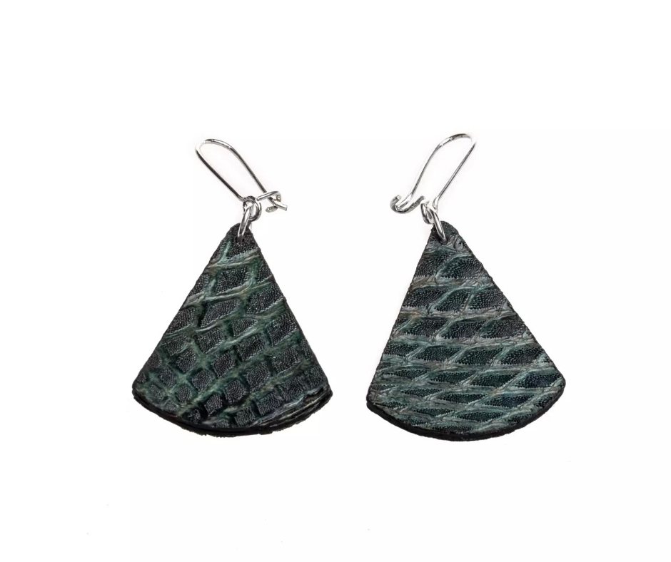 Boucles d'oreilles en cuir de peau de saumon "Classic Tenebris"