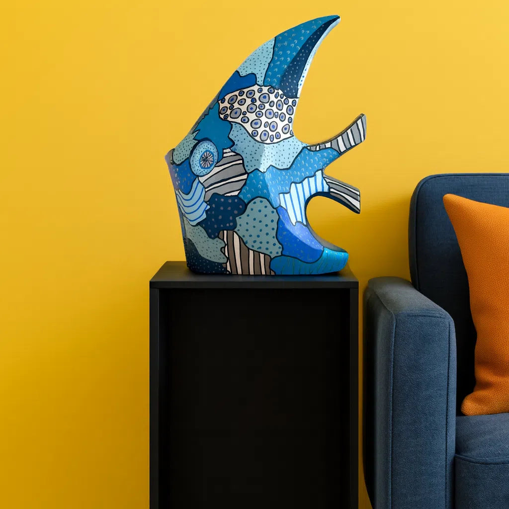 Poisson artistique "Bleu de Mer" en résine peinte à la main – Pièce unique