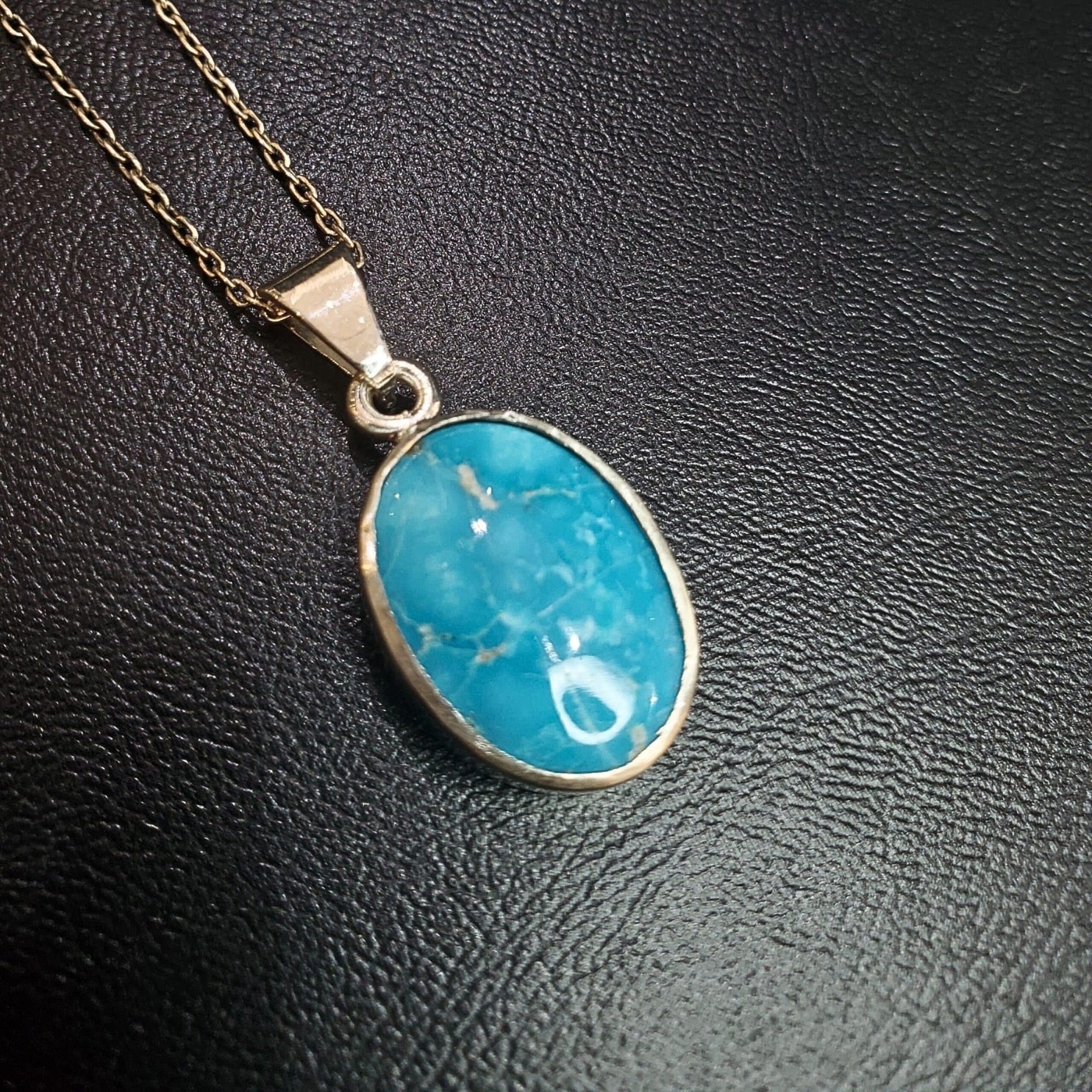 Collier en argent avec pendentif turquoise véritable (45 cm)