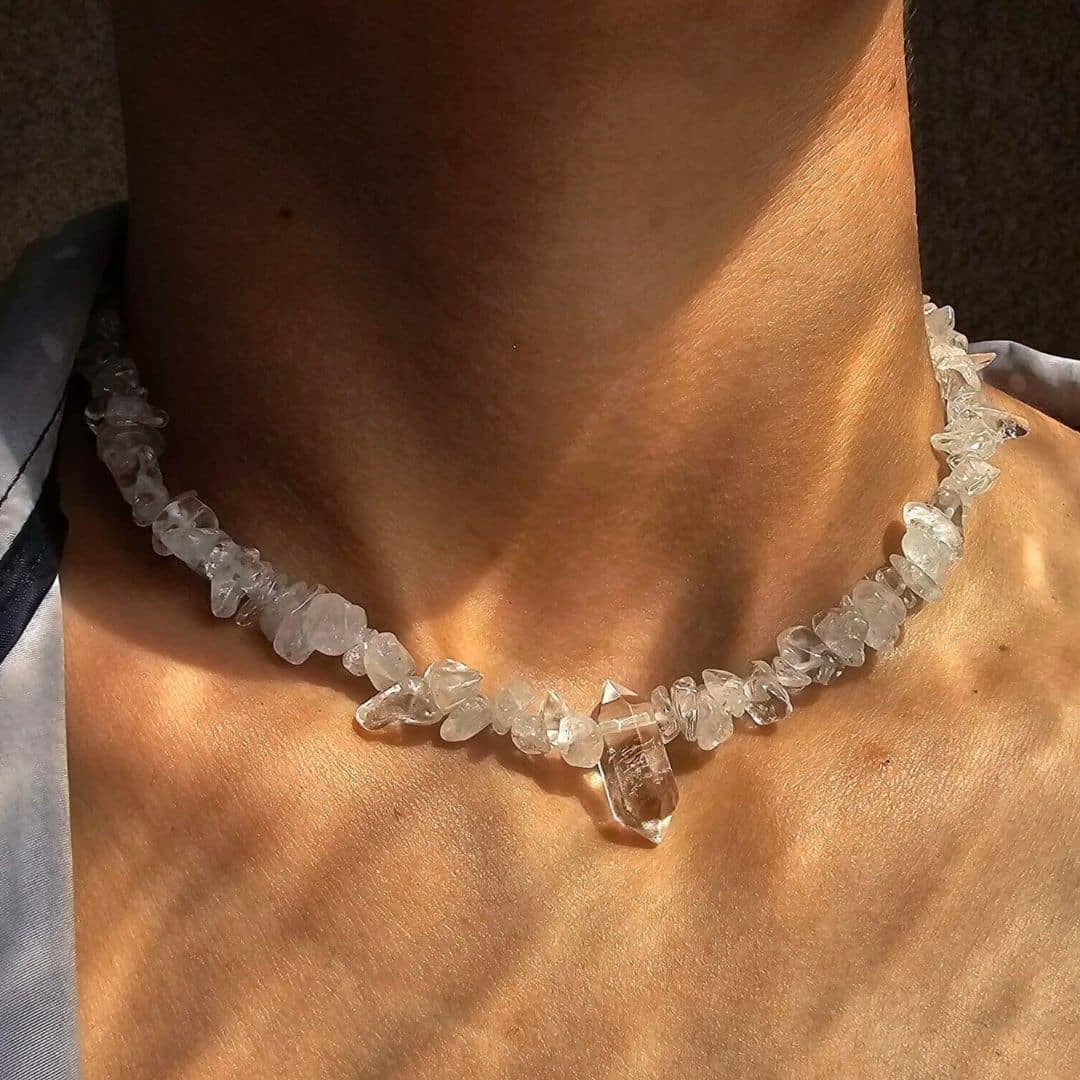 Collier en clear quartz avec fermeture en acier inoxydable (40 cm)