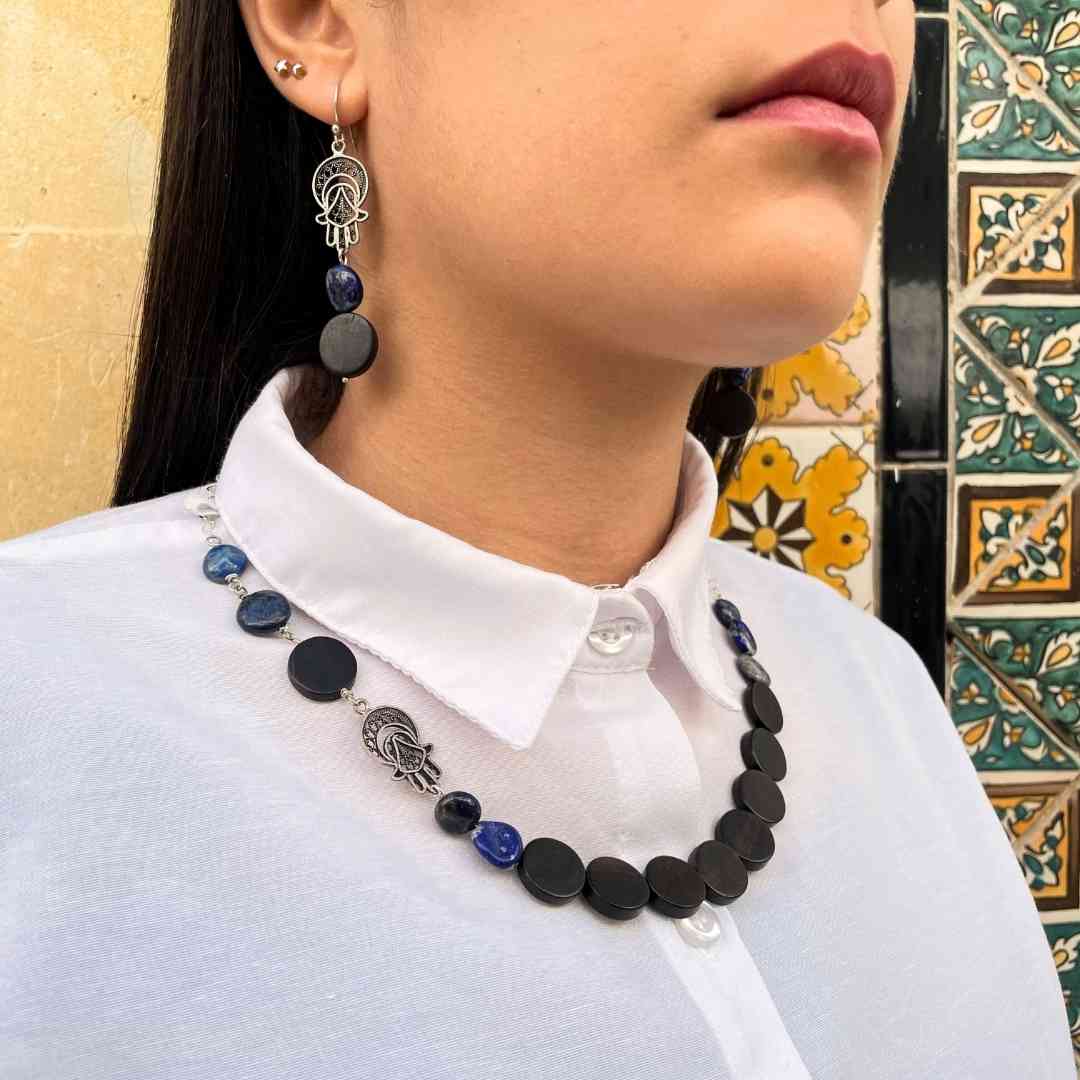 Collier en Bois d'Ébène et Pierre Sodalite