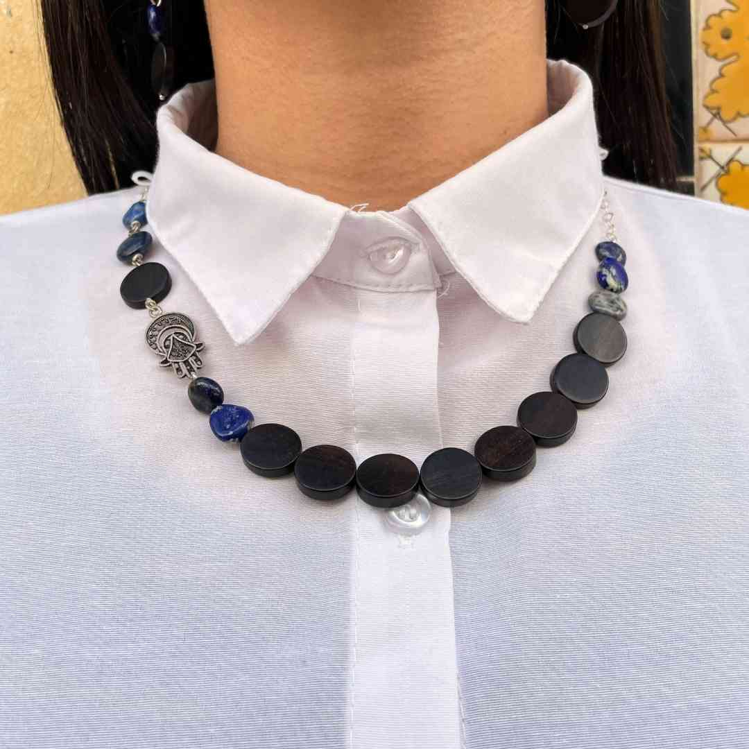 Collier en Bois d'Ébène et Pierre Sodalite