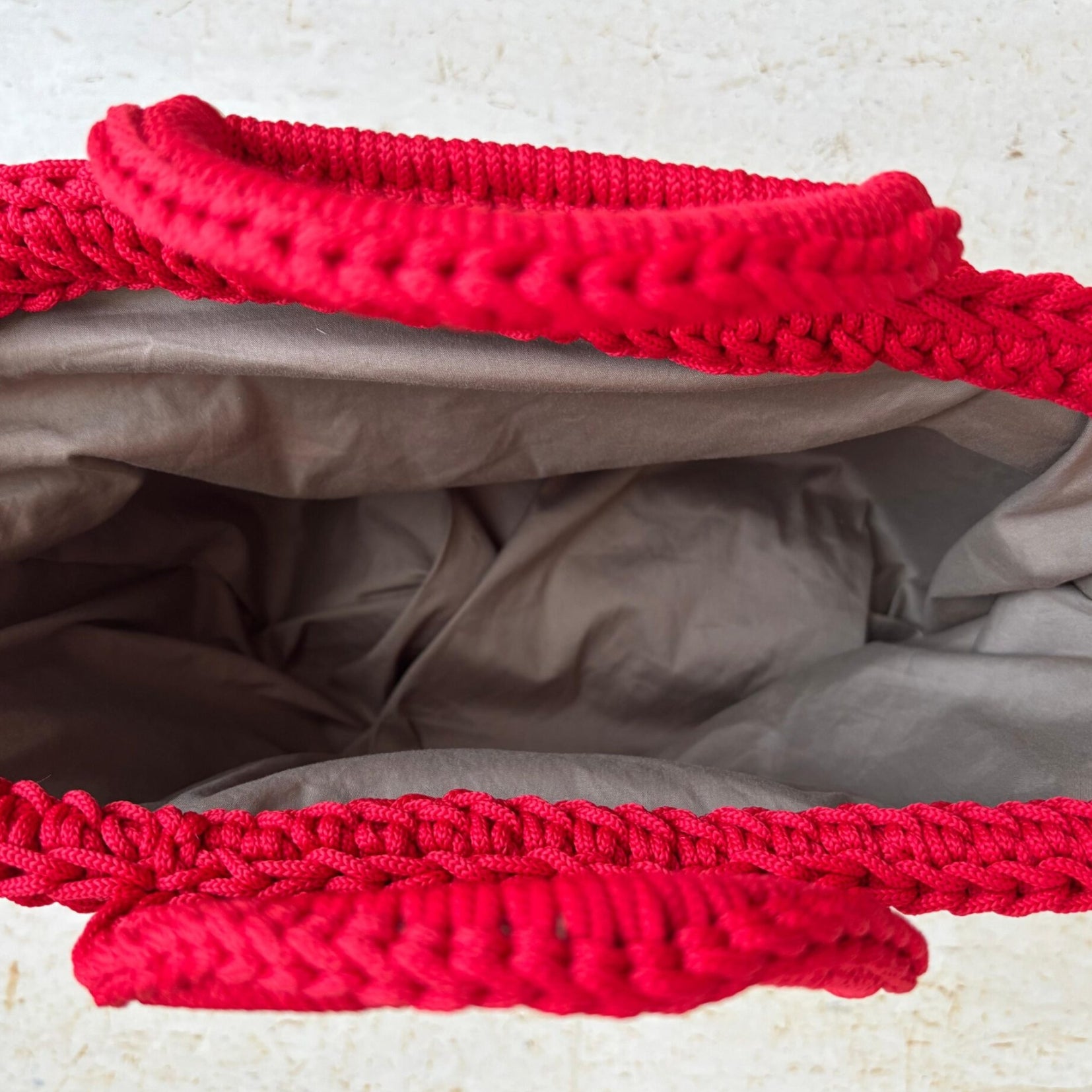 Couffin rouge paille et crochet