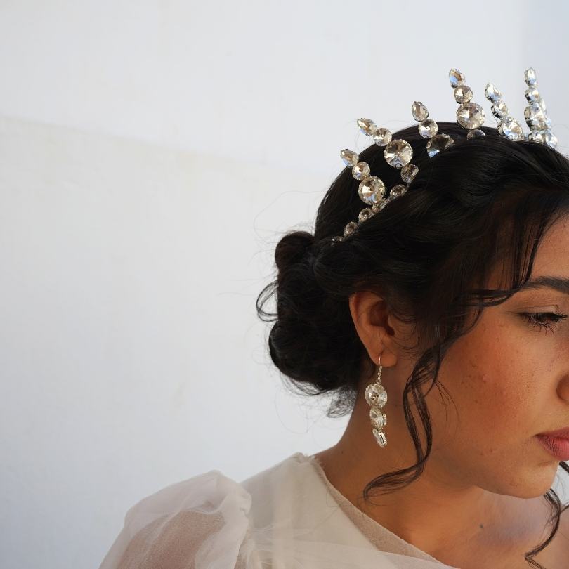 Couronne de mariage couleur blanche, diadème de la lune , diadème de mariage en perles et cristal, diadème de mariée, casque de mariage en perles, diadème de mariage en perles, couronne de mariage en cristal