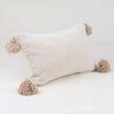 Coussin Décoratif Beige avec Pompons - Tendance Bohème et Confortable