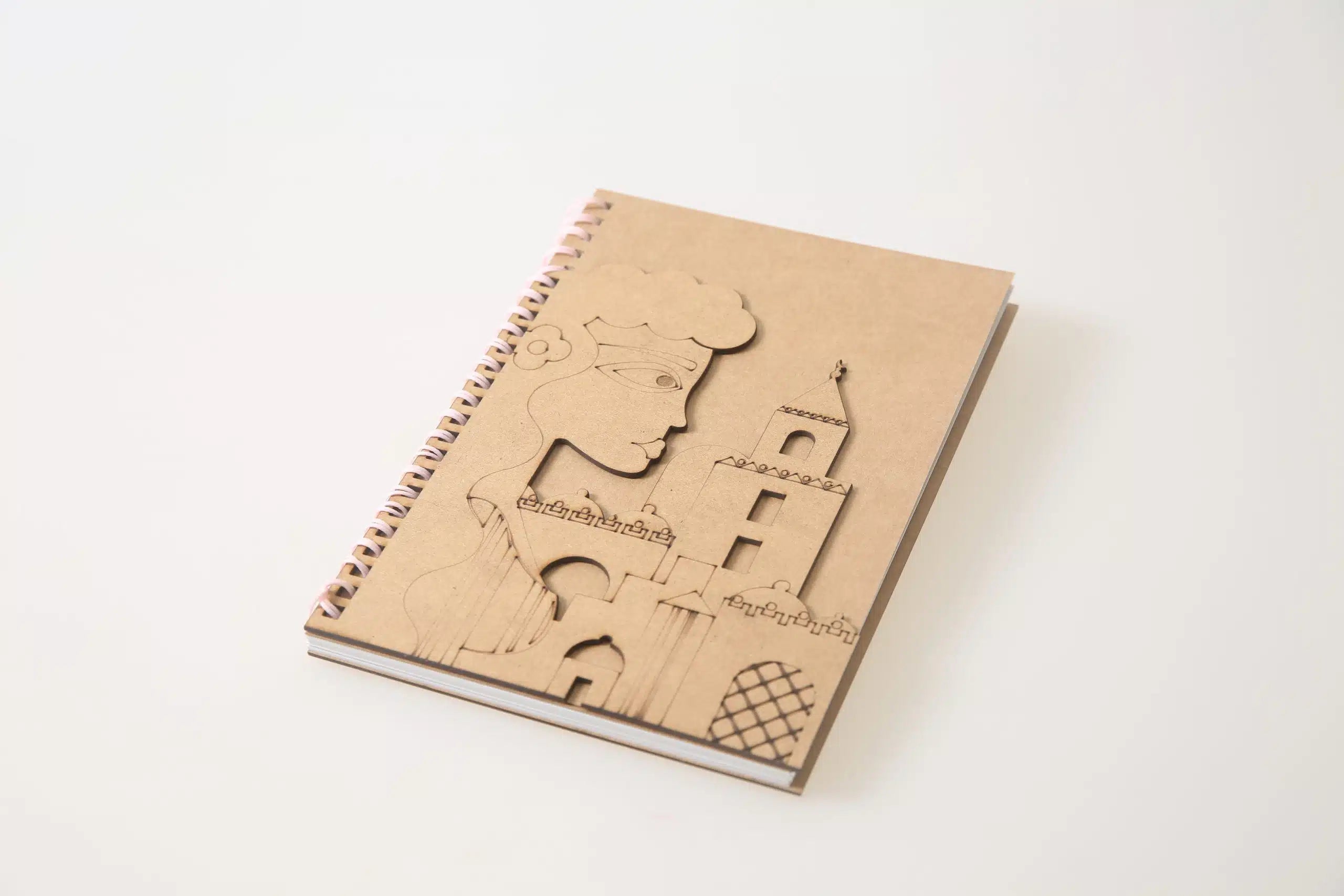 Notebook – La Vieille Ville de Tunis et la Femme Typique Tunisienne