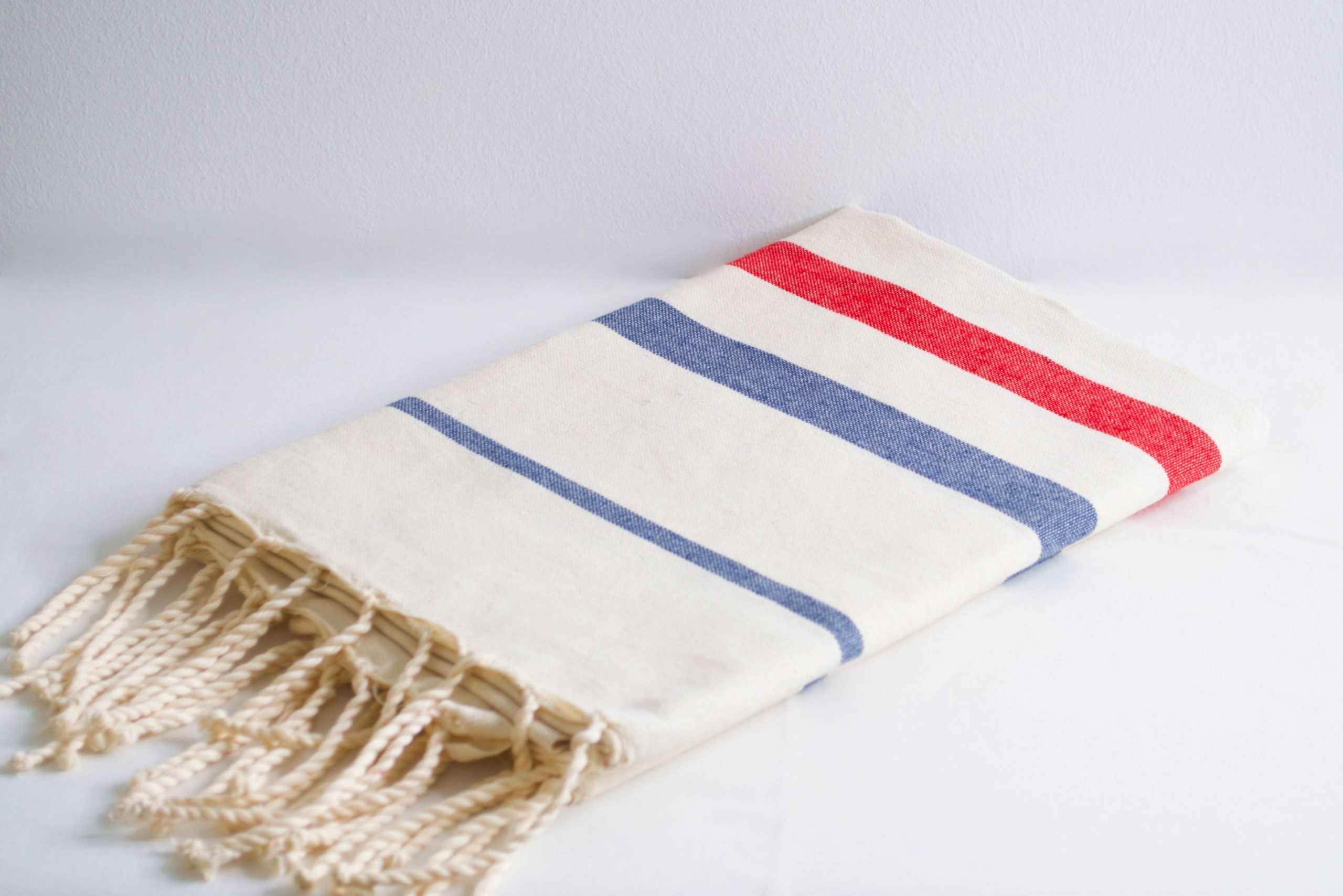 Fouta Blanche XXL - 200 cm x 100 cm- Serviette pour Hammam, Sauna, Spa, Plage ou Pique-nique - 100 % Coton - Artisanale