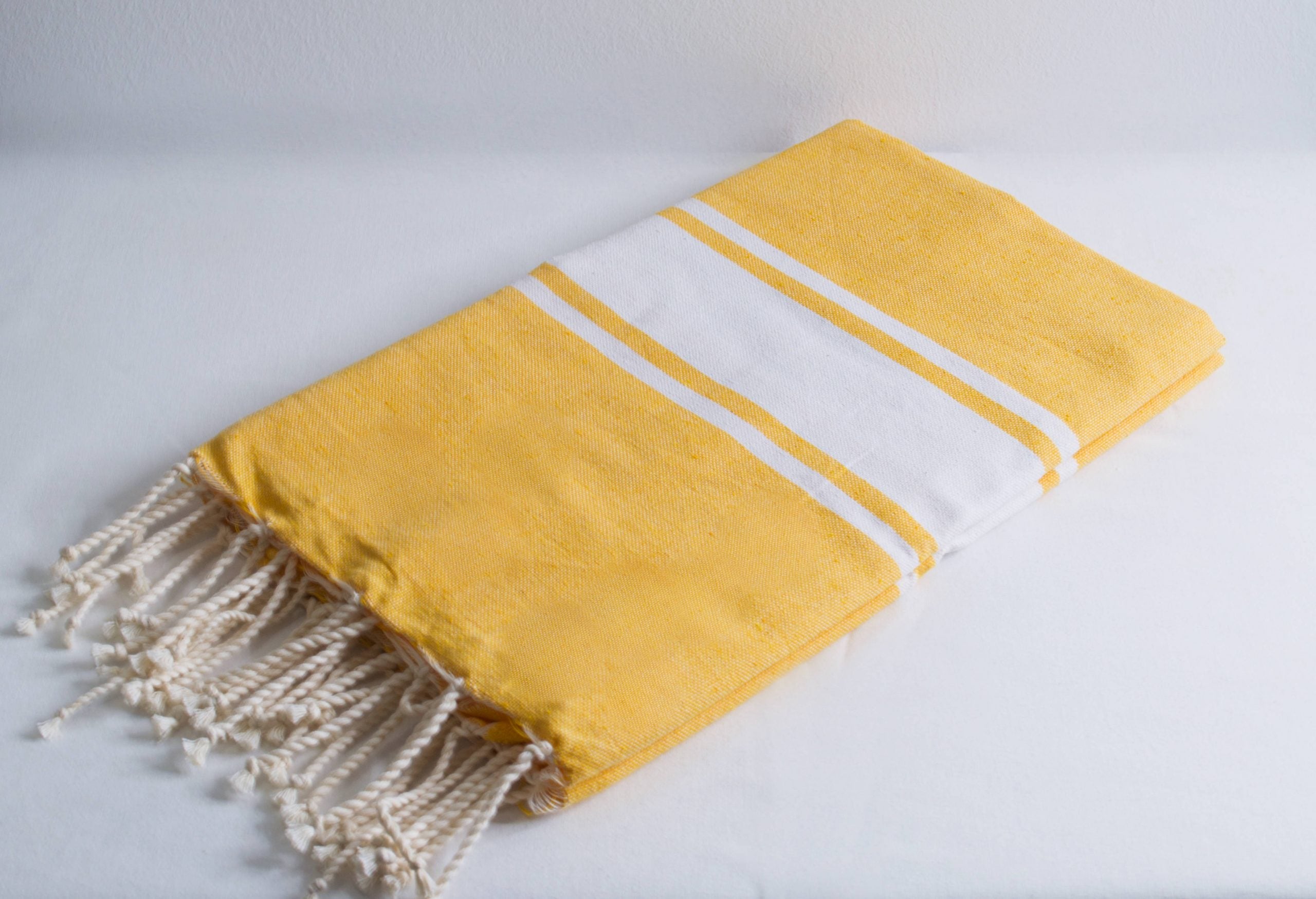 Fouta Jaune XXL - 200 cm x 100 cm- Serviette pour Hammam, Sauna, Spa, Plage ou Pique-nique - 100 % Coton - Artisanale