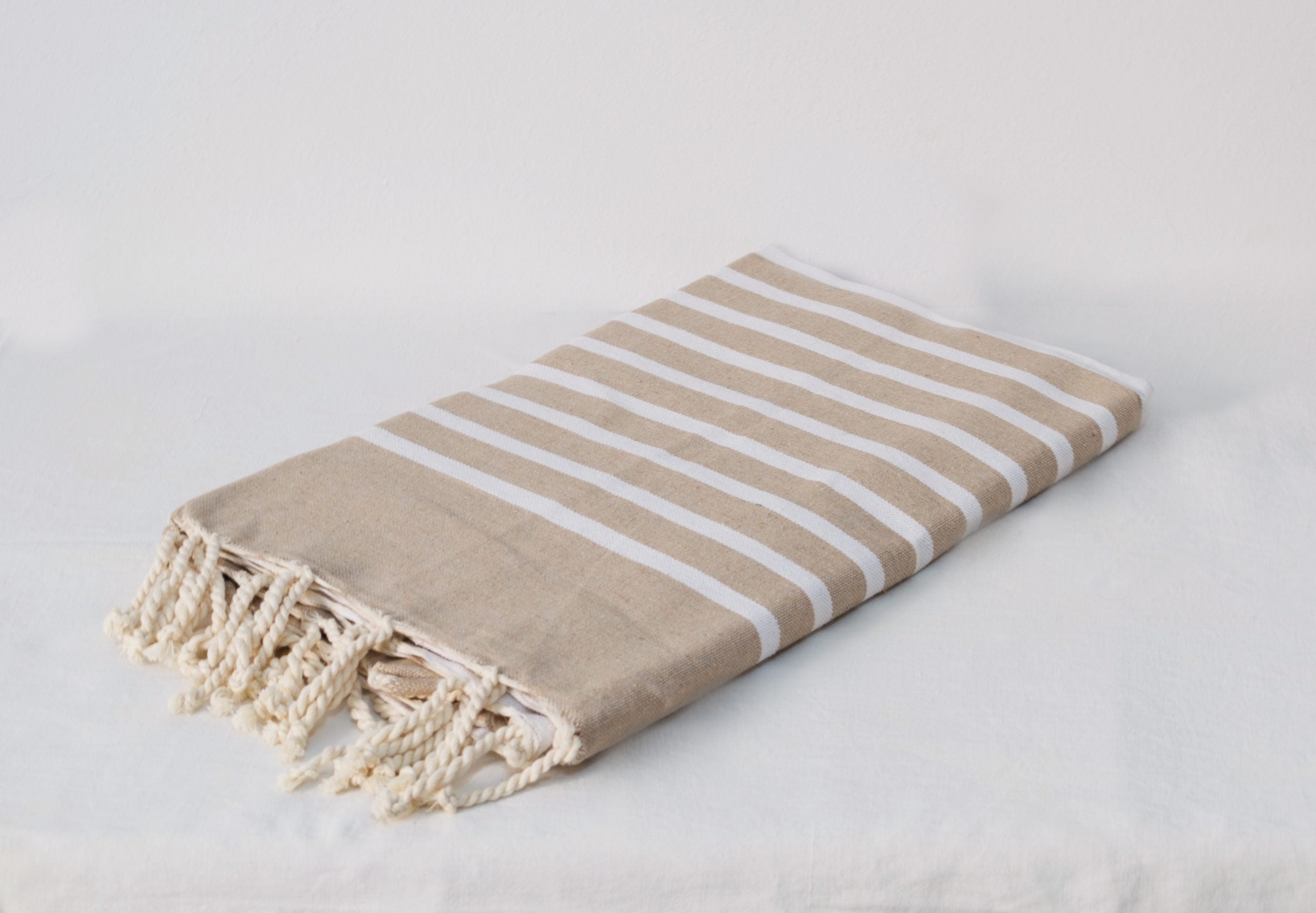 Fouta Beige XXL - 200 cm x 100 cm- Serviette pour Hammam, Sauna, Spa, Plage ou Pique-nique - 100 % Coton - Artisanale